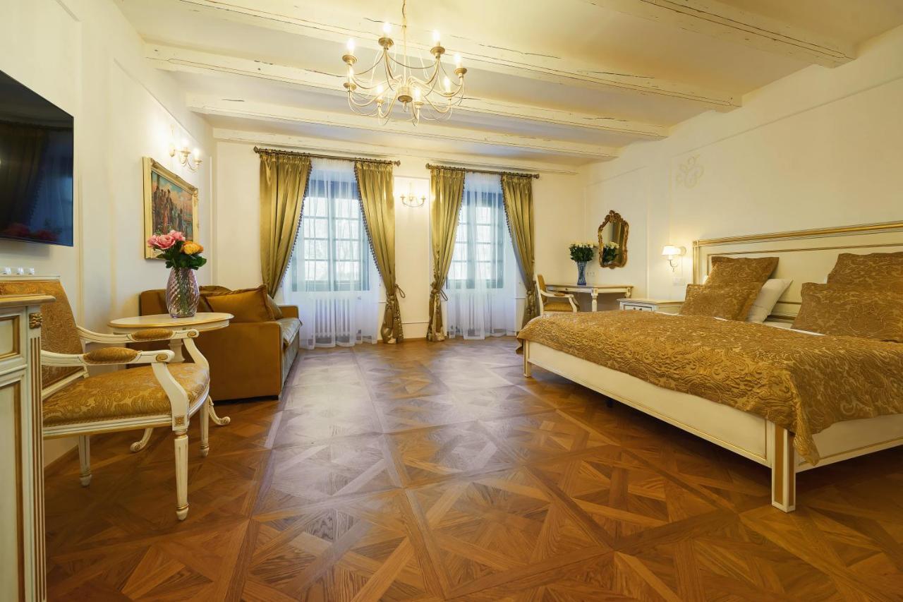 Spa Beerland Chateaux - U Zlate Hrusky / At Golden Pear Prag Dış mekan fotoğraf